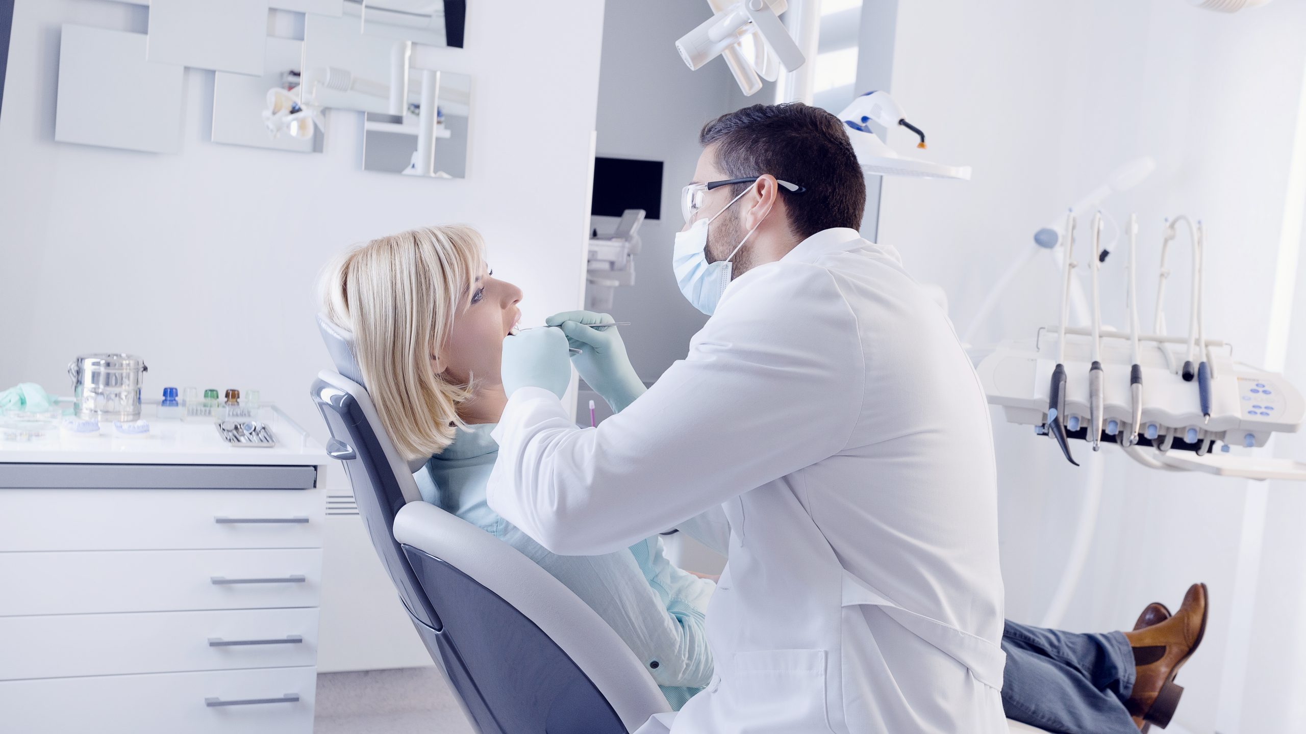 Dentist in Le Roy, NY